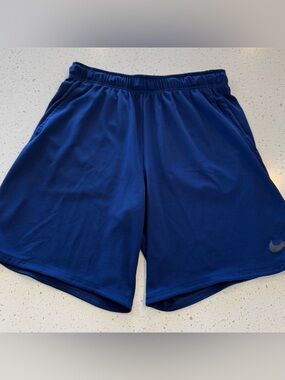 Men's Large Nike Blue Basketball Shorts Elastic Activewear Sports Dri Fit